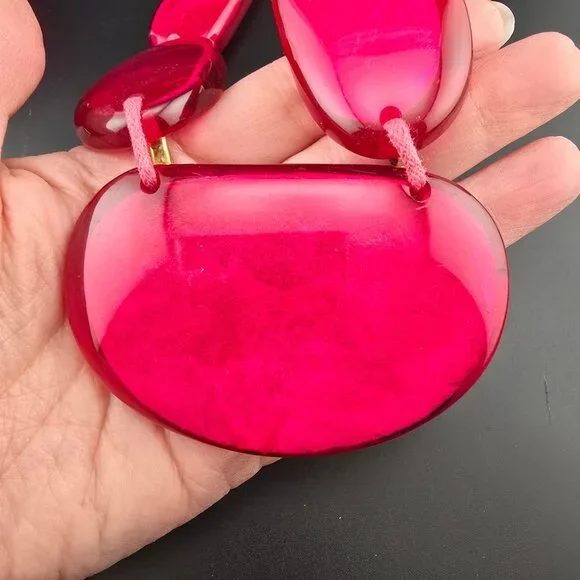 Resin/Lucite Pink Necklace Bracelet & Earrings Jewelry Set BOLD Statement - Picture 7 of 11